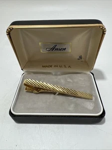 Vintage Anson Tie Clip Bar Gold Tone Made In USA Comes With Original Box - Picture 1 of 9