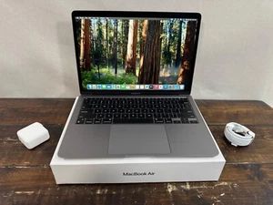 AMAZING 2020 Apple MacBook Air M1 / 8GB RAM / 256GB SSD - Space Gray - Afbeelding 1 van 17