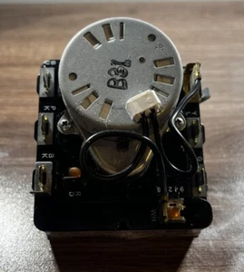 Genuine OEM WP33001632 Whirlpool Dryer Timer Control WP33001632 - Picture 1 of 10