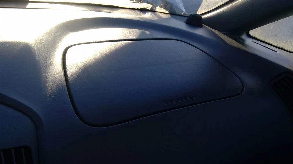 Used Instrument Panel Air Bag fits: 2000 Lexus RX300 passenger side dash Grade A Foto 1 de 4