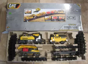 CAT Caterpillar Construction Express Toy Train Set Battery Powered Motorized - Picture 1 of 7