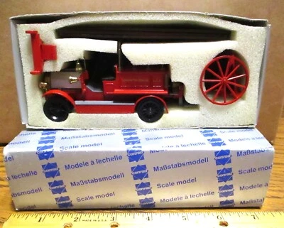 Conrad #1025 London Fire Brigade LCC Truck Engine 1:43 W Germany Die Cast Metal - Image 1 of 4