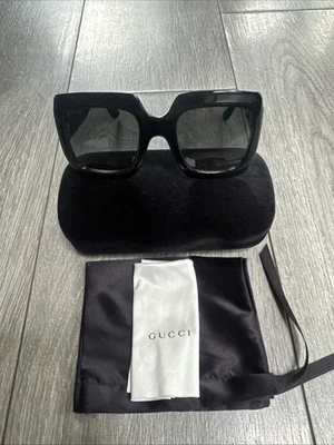 Gucci GG0053S Womens Square Oversized Black / Grey Lens Sunglasses 54/25-140 - Image 1 of 4
