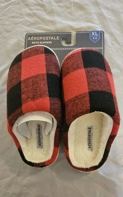Aeropostale Kids Buffalo Check Plaid Slippers Youth Size XL (4-5)  New - Image 1 of 4