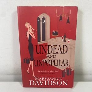 Undead And Unpopular Undead #5 by MaryJanice Davidson Large Paperback 2006 - Picture 1 of 8