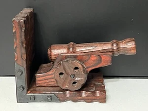 Kanone Buchstütze aus Holz und Metall - Bild 1 von 9
