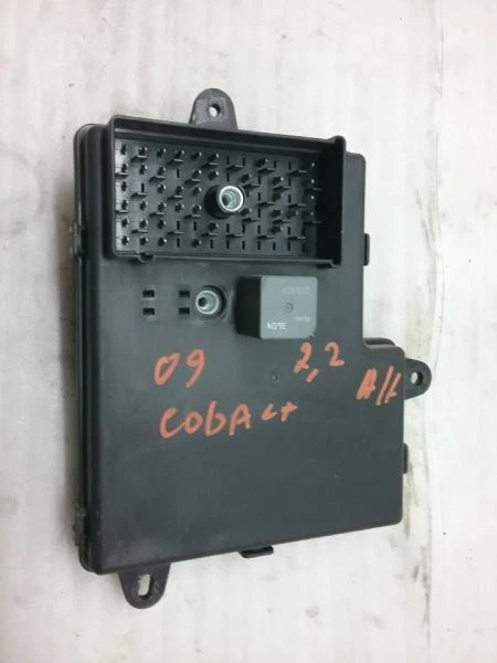 Módulo de control de carrocería 25930775 BCM 2,2 L A 4 puertas 2009 Chevrolet Cobalt S-364RM-n Foto 1 de 4