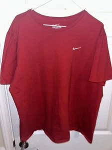 The Nike Tee Boy’s XXL Red Athletic Cut Pullover Crewneck Running Gym Shirt - Picture 1 of 3