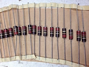 220R 1W Resistor 5% Carbon Composition. UK Made (Pack of 10) - Picture 1 of 3