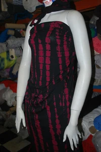 Camiseta deportiva tejida de tela de spandex de rayón tipo tie-dye por yarda negra/borgoña - Imagen 1 de 3