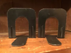 2 Black Book Ends Stand Heavy Duty Metal Library Style Support 5 x 4.5 x 5.25 - Picture 1 of 4