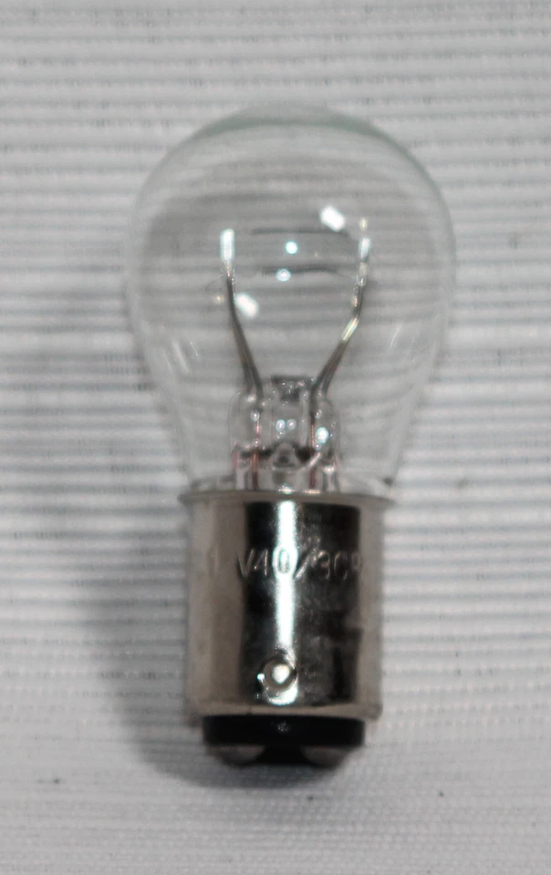 Eiko 2357 S8 Double Contact Bayonet 14V 10 Light Bulbs NEW - Image 1 of 3