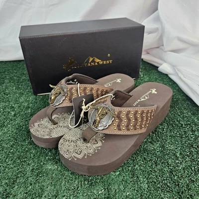 Sandalia de cuña Montana West para mujer talla 8 chanclas Longhorn calavera adornada nueva en caja Foto 1 de 4