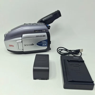 Panasonic Palmcorder PV-L452D L452 VHS-C With Battery And Charger - Tested - Image 1 of 4