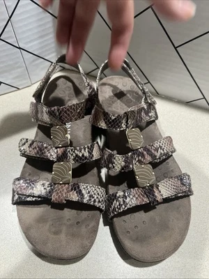 Vionic Orthaheel Amber Snake Print Leather Fully Adjustable Flat Sandals Size 8 - Image 1 of 4
