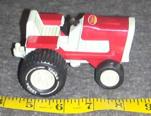 Custodia Tonka vintage IH Red Prato Trattore fattoria giocattolo pressato acciaio e plastica - Foto 1 di 5