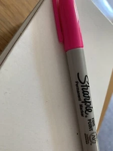 36 SHARPIE Fine Point UPC O S Colour Magenta Permanent Marker - Picture 1 of 3