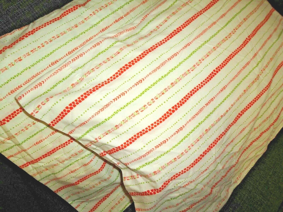 TARGET XHILARATION ORANGE GREEN CREAM DOTS (PAIR) STANDARD PILLOWCASES 19 X 29 - Image 1 of 4