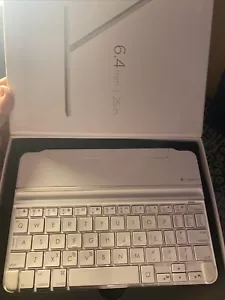 Logitech ULTRATHIN Magnetic Clip-On Bluetooth Keyboard Cover iPad Mini Retina - Picture 1 of 5