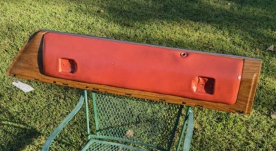 Cadillac Eldorado 1974 paso moldura de puerta panel de almohadilla superior Terra Cotta rojo excelente estado Foto 1 de 4