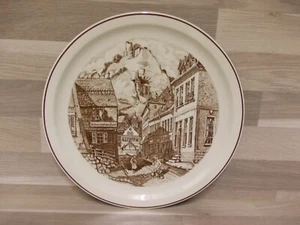 Leysser Jahresteller 1981 Villeroy & Boch, Alt Oberteil mit Stammhaus  - Bild 1 von 2