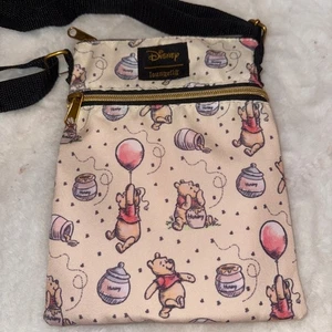Winnie the Pooh Loungefly Crossbody - Bild 1 von 15