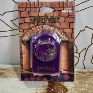 Harry Potter Slytherin Serpiente Papel Punzón Artesanal Libro de Recortes De Colección 2001 - Sellado - Imagen 1 de 3