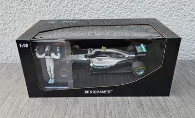 1:18 Minichamps Mercedes AMG W07 Nico Rosberg Abu Dhabi World Champion 2016 - Bild 1 von 4