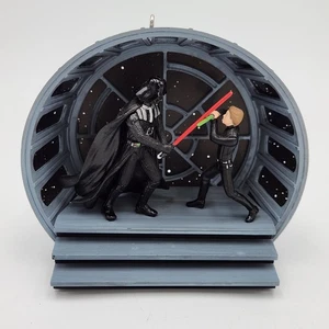 Star Wars Final Confrontation 2008 Hallmark Ornament QX14164 Luz Sonido Sin Caja - Imagen 1 de 20
