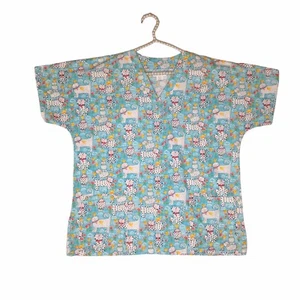 Mad About Scrubs Womens M Cat Flower Scrub Top Medical Dental Daycare Pockets - Picture 1 of 8