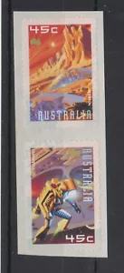 AUSTRALIA SG 2050-2051 MNH MINT 2000 STAMP SET EXPLORATION OF MARS S/A - Picture 1 of 1