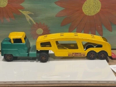 2343 - Vintage Sructo Auto Transport Truck and Trailer! 24" x 5 1/2" x 6" - Image 1 of 4