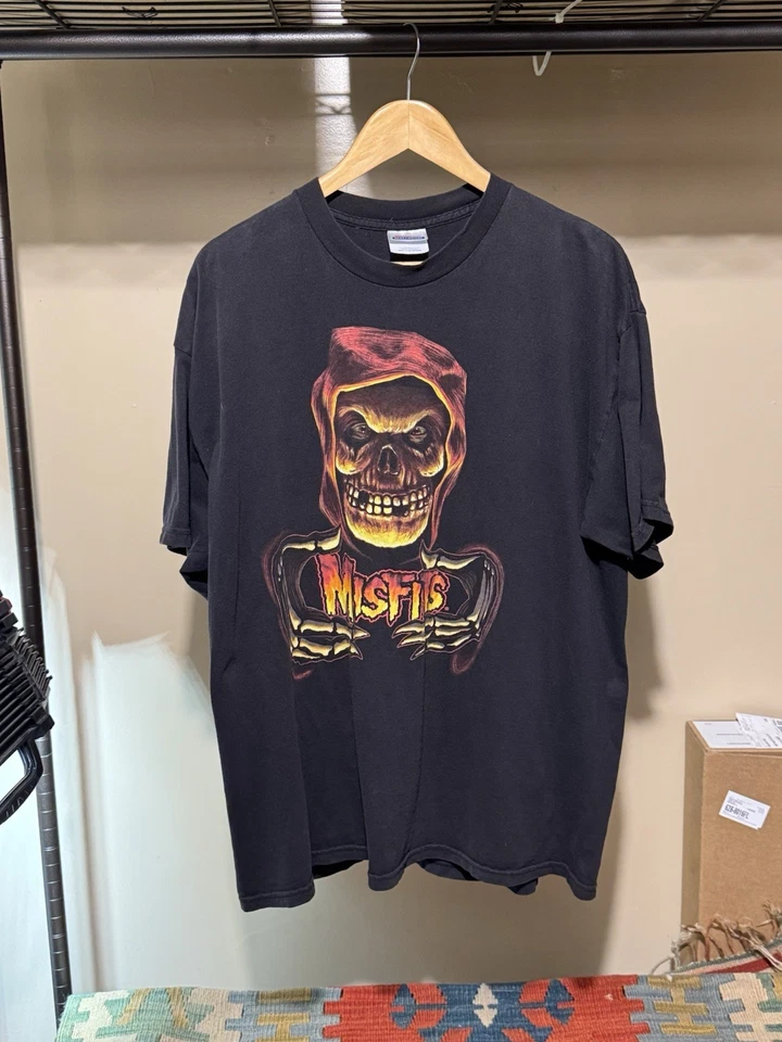 Vintage Misfits Fiend Skull Logo Men’s Size XL Crimson Ghost Classic Punk Rock - Image 1 of 4