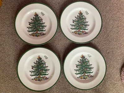 SPODE CHRISTMAS DINNER PLATES SET X 4 SPECIAL EDITION GREEN TRIM NEW ENGLAND 2nd - Image 1 of 4