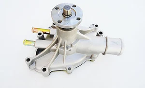 FORD 302/5.0L MUSTANG/THURDERBIR/LINCOLN/MERCURY ALUMINUM WATER PUMP REVERSE - Picture 1 of 3