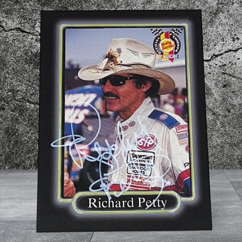 Richard Petty 1990 MAXX HOLLY FARMS #HF6 VINTAGE NASCAR HOFer autographed card - Image 1 of 1