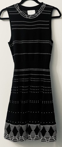 Abito in maglia Kate Spade nero bianco testurizzato aderente e svasato usatossimo pochis ta