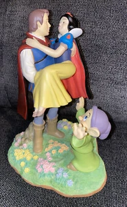 Walt Disney World & Resorts -Snow White, Prince Charming & Dopey Figurine - Picture 1 of 6
