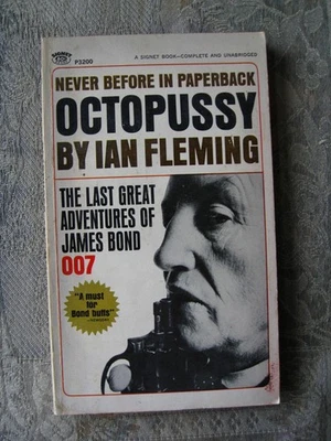 Ian Fleming - Octopussy - 1967 Signet  - paperback - Image 1 of 4