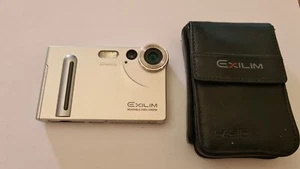 Casio Exilim EX-S2 2MP fotocamera digitale ultra sottile - Foto 1 di 7