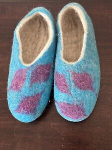 Handmade felt warm slippers from merino wool size 10