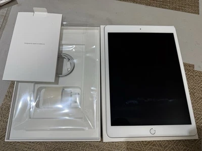 Apple iPad 8a gen. 32GB, Wi-Fi, 10,2" - Bianco - Imagen 1 de 4