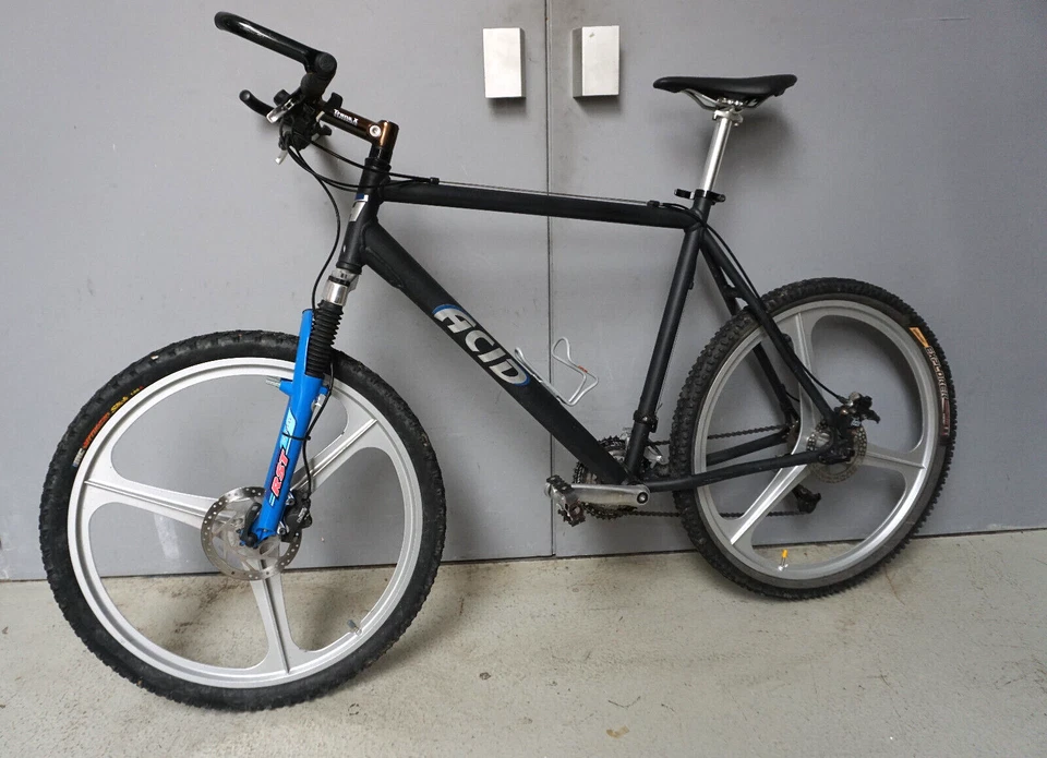 Vintage Acid Mountainbike Herren Hardtail schwarz 26 Zoll (A024-720) - Bild 1 von 4