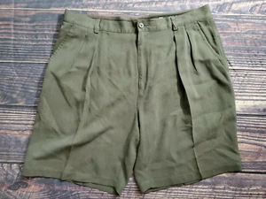 TOMMY BAHAMA Relaxed Mens Size 38 Green SILK Shorts - Picture 1 of 6