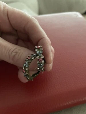 Pendientes de aro Sorrelli Swarovski nuevos nunca usados. Foto 1 de 4