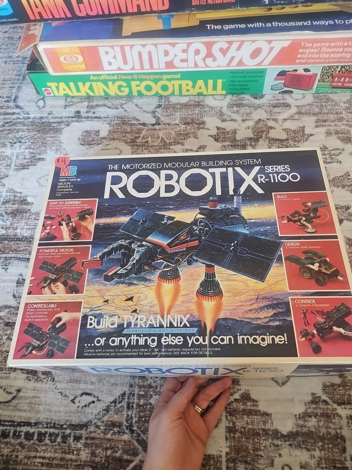 Toy ROBOTIX Series R-1100 Motorized Modular Building System  - Image 1 of 4