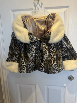 Vintage Topshop leopard print faux fur coat Collar Cuffs Size 12 BNWOT - Image 1 of 4