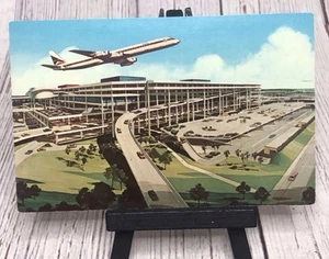 Tampa, Florida FL "New Tampa International Jetport Terminal" Airport Postcard - Picture 1 of 4