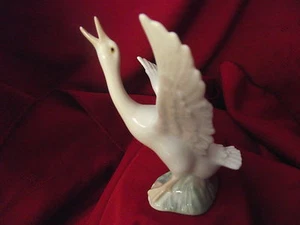 "Pato corriendo"" - Figura de Porcelana Española Lladró - Imagen 1 de 12