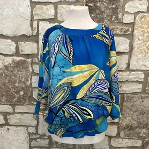 CHICOS Blouse Top Sz 2 Pullover Stretch Floral Multicolor 3/4 Sleeve *EUC - Picture 1 of 5